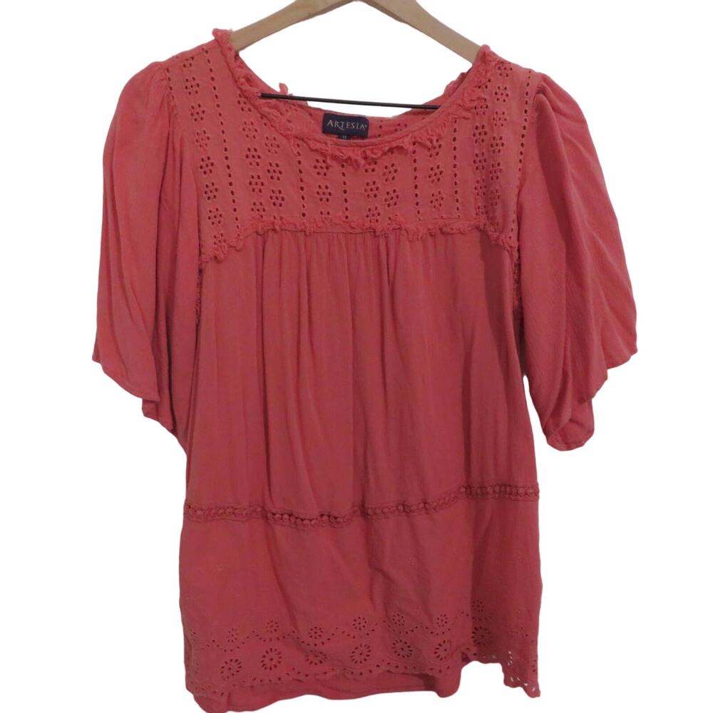 Artesia Womens Sz M Salmon Pink Flowy Sleeve Eyelet Top Short Flowy Sleeve